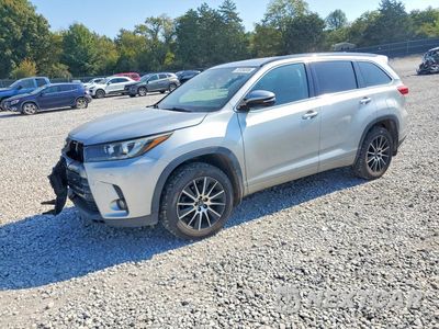 2017 TOYOTA HIGHLANDER SE 5TDJZRFH5HS396270 - główne zdjęcie licytacji z USA - miniatura