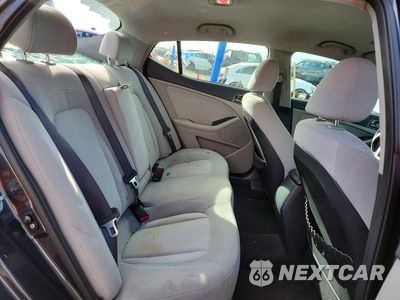Zdjęcie 10 z 12 samochodu: 2011 KIA OPTIMA LX VIN:KNAGM4A72B5124666 - miniatura