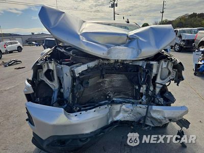 Piąte zdjęcie samochodu w środku: 2019 CHEVROLET SILVERADO K1500 RST VIN:3GCUYEED3KG265433 - miniatura