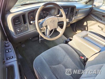 Zdjęcie 8 z 12 samochodu: 2004 CHEVROLET SILVERADO C1500 VIN:1GCEC14V54Z157341 - miniatura