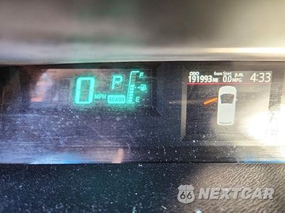 Zdjęcie 9 z 12 samochodu: 2012 TOYOTA PRIUS C FOUR VIN:JTDKDTB39C1512697 - miniatura
