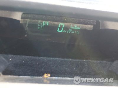 Zdjęcie 9 z 12 samochodu: 2008 TOYOTA PRIUS TOURING VIN:JTDKB20UX83392223 - miniatura