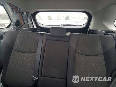 Zdjęcie 10 z 13 samochodu: 2019 TOYOTA RAV4 XLE VIN:2T3P1RFV3KW057553 - miniatura