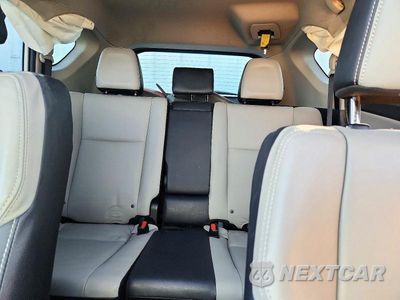 Zdjęcie 10 z 14 samochodu: 2016 TOYOTA RAV4 LIMITED VIN:JTMDFREV8GD182672 - miniatura