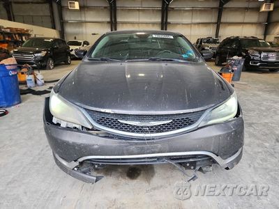 Piąte zdjęcie samochodu w środku: 2015 CHRYSLER 200 LIMITED VIN:1C3CCCAB1FN672946 - miniatura