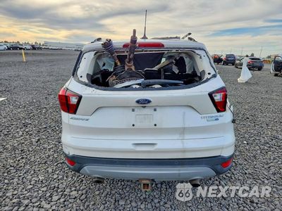 Zdjęcie 6 z 13 samochodu: 2019 FORD ESCAPE TITANIUM VIN:1FMCU9J97KUA21227 - miniatura