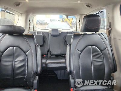 Zdjęcie 10 z 13 samochodu: 2017 CHRYSLER PACIFICA TOURING L VIN:2C4RC1BGXHR688542 - miniatura