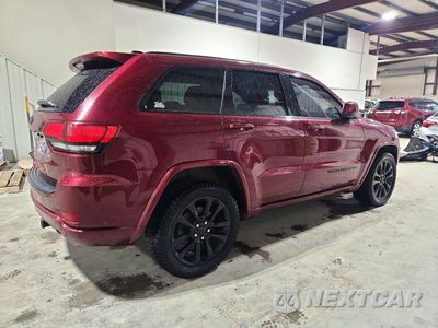 Trzecie zdjęcie samochodu z tyłu: 2018 JEEP GRAND CHEROKEE LAREDO VIN:1C4RJFAG0JC250955 - miniatura
