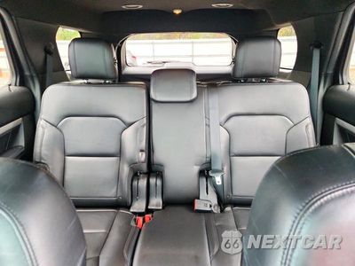 Zdjęcie 10 z 13 samochodu: 2017 FORD EXPLORER XLT VIN:1FM5K8D86HGB25890 - miniatura