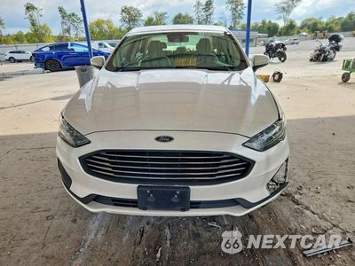 Piąte zdjęcie samochodu w środku: 2019 FORD FUSION SE VIN:3FA6P0LU7KR162723 - miniatura