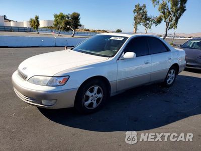1998 LEXUS ES 300 JT8BF28G2W5022225 - główne zdjęcie licytacji z USA - miniatura