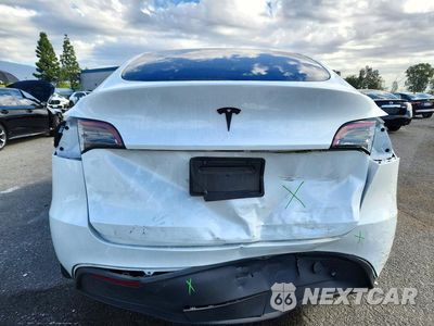 Zdjęcie 6 z 13 samochodu: 2024 TESLA MODEL Y VIN:7SAYGDEE2RA259436 - miniatura