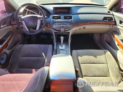 Zdjęcie 8 z 12 samochodu: 2012 HONDA ACCORD EX VIN:1HGCP3F7XCA009772 - miniatura