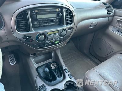 Zdjęcie 11 z 11 samochodu: 2004 TOYOTA SEQUOIA LIMITED VIN:5TDBT48A34S214486 - miniatura