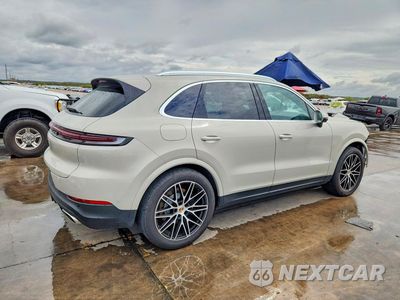 Trzecie zdjęcie samochodu z tyłu: 2025 PORSCHE CAYENNE VIN:WP1AA2AY3SDA06614 - miniatura