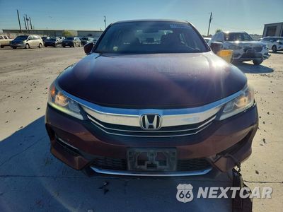 Piąte zdjęcie samochodu w środku: 2017 HONDA ACCORD EX VIN:1HGCR2F77HA192981 - miniatura