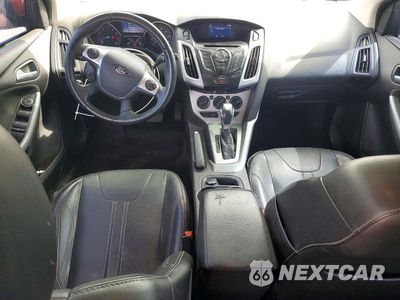Zdjęcie 8 z 12 samochodu: 2014 FORD FOCUS SE VIN:1FADP3K29EL296533 - miniatura