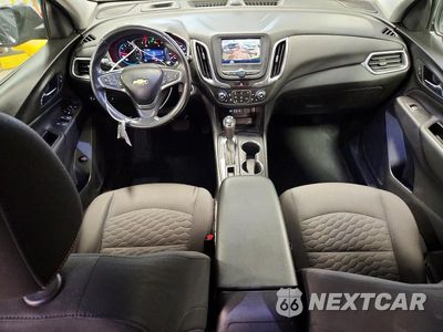 Zdjęcie 8 z 14 samochodu: 2021 CHEVROLET EQUINOX LT VIN:2GNAXKEV1M6116277 - miniatura