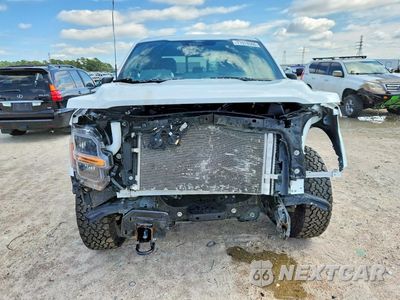 Piąte zdjęcie samochodu w środku: 2025 FORD F150 TREMOR VIN:1FTFW4L50SFA94288 - miniatura