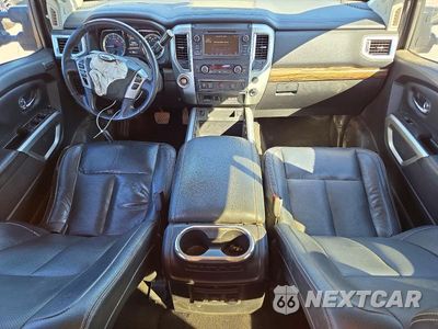 Zdjęcie 8 z 12 samochodu: 2019 NISSAN TITAN SL VIN:1N6AA1E65KN500095 - miniatura