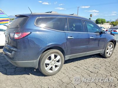 Trzecie zdjęcie samochodu z tyłu: 2017 CHEVROLET TRAVERSE LT VIN:1GNKRGKD2HJ163625 - miniatura