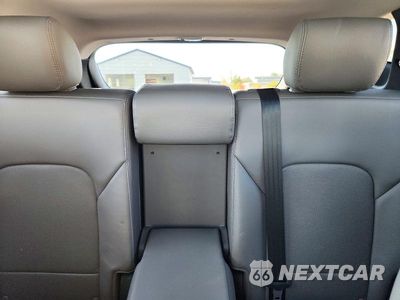 Zdjęcie 10 z 13 samochodu: 2017 HYUNDAI SANTA FE SPORT 2.4L VIN:5XYZU3LB6HG470131 - miniatura