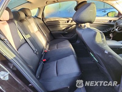 Zdjęcie 10 z 12 samochodu: 2018 HONDA ACCORD EX VIN:1HGCV1F48JA120639 - miniatura