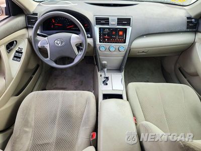 Zdjęcie 8 z 12 samochodu: 2009 TOYOTA CAMRY LE VIN:4T1BE46K29U807552 - miniatura