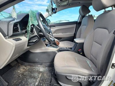 Zdjęcie 7 z 12 samochodu: 2019 HYUNDAI ELANTRA VALUE EDITION VIN:KMHD84LF4KU863148 - miniatura