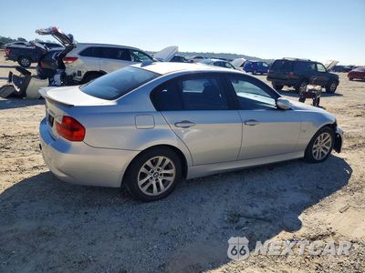 Trzecie zdjęcie samochodu z tyłu: 2006 BMW 325 XI VIN:WBAVD13536KV06830 - miniatura