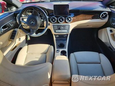 Zdjęcie 8 z 12 samochodu: 2019 MERCEDES-BENZ CLA 250 4MATIC VIN:WDDSJ4GB1KN721637 - miniatura