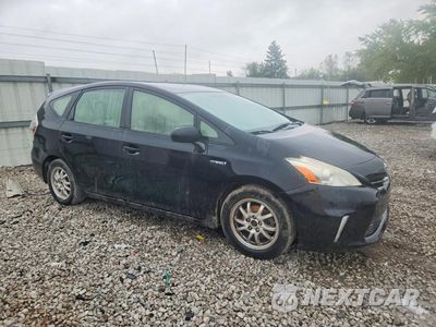 Czwarte zdjęcie samochodu z boku: 2014 TOYOTA PRIUS V THREE VIN:JTDZN3EU5EJ005122 - miniatura