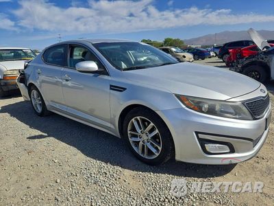 Czwarte zdjęcie samochodu z boku: 2014 KIA OPTIMA LX VIN:5XXGM4A77EG281080 - miniatura