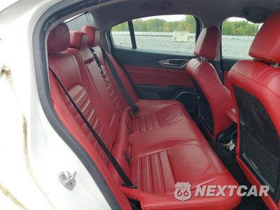 Zdjęcie 10 z 12 samochodu: 2018 ALFA ROMEO GIULIA TI VIN:ZARFAECN0J7583941 - miniatura