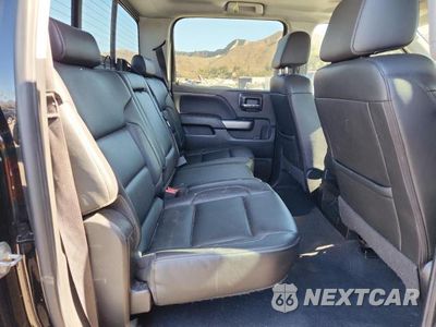 Zdjęcie 10 z 12 samochodu: 2018 CHEVROLET SILVERADO K1500 LT VIN:3GCUKREC8JG570294 - miniatura