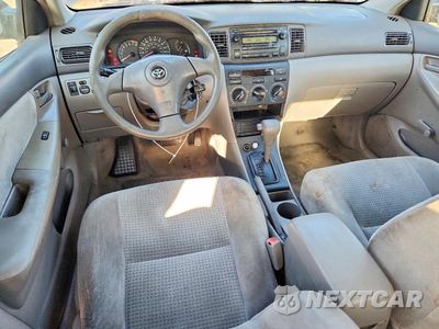 Zdjęcie 8 z 12 samochodu: 2005 TOYOTA COROLLA CE VIN:2T1BR32EX6C580607 - miniatura