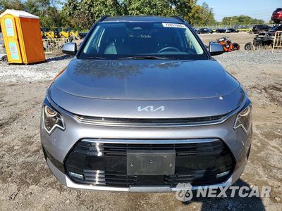 Piąte zdjęcie samochodu w środku: 2023 KIA NIRO EX VIN:KNDCR3LE2P5111318 - miniatura