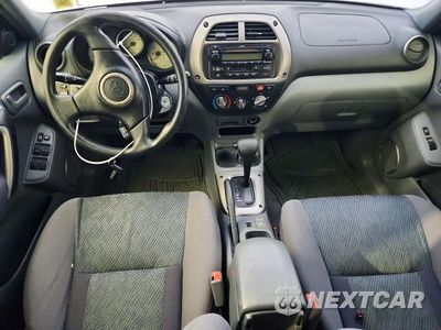 Zdjęcie 8 z 13 samochodu: 2003 TOYOTA RAV4 BASE VIN:JTEHH20V036097300 - miniatura