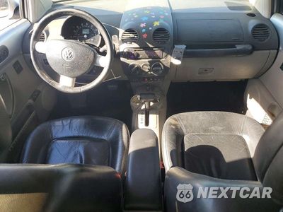 Zdjęcie 8 z 12 samochodu: 2002 VOLKSWAGEN NEW BEETLE GLS TDI VIN:3VWCP21C92M411004 - miniatura