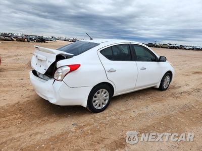 Trzecie zdjęcie samochodu z tyłu: 2013 NISSAN VERSA 1.6 S VIN:3N1CN7AP3DL893196 - miniatura