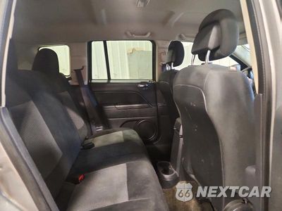 Zdjęcie 11 z 13 samochodu: 2016 JEEP COMPASS SPORT VIN:1C4NJCBA0GD743612 - miniatura