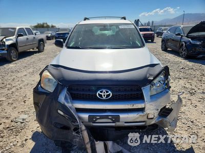 Piąte zdjęcie samochodu w środku: 2010 TOYOTA RAV4 BASE VIN:JTMBF4DV9A5025536 - miniatura