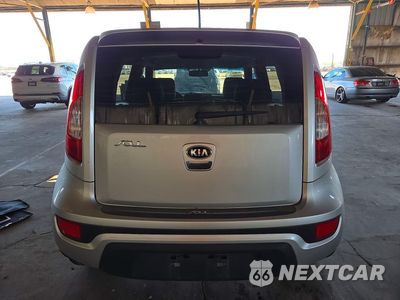 Zdjęcie 6 z 13 samochodu: 2013 KIA SOUL BASE VIN:KNDJT2A59D7773418 - miniatura