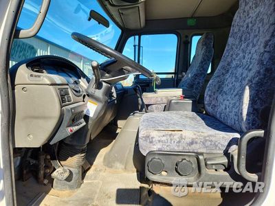 Zdjęcie 7 z 13 samochodu: 2006 NISSAN DIESEL UD1800 VIN:JNAMA80H26AF55107 - miniatura