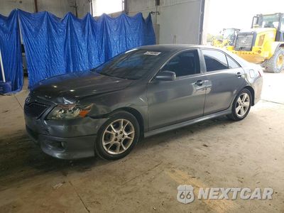 2010 TOYOTA CAMRY SE 4T1BF3EK4AU501465 - główne zdjęcie licytacji z USA - miniatura