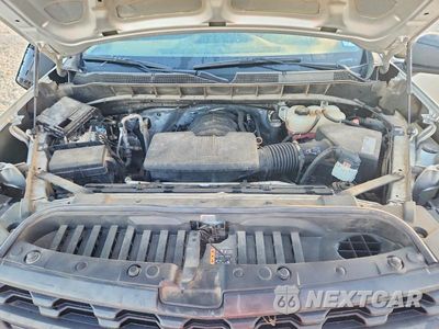 Zdjęcie 11 z 12 samochodu: 2020 CHEVROLET SILVERADO K1500 VIN:3GCNYAEHXLG123694 - miniatura