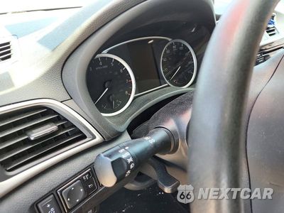 Zdjęcie 9 z 12 samochodu: 2018 NISSAN SENTRA SV VIN:3N1AB7APXJY336767 - miniatura