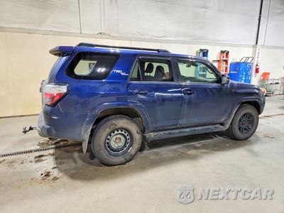 Trzecie zdjęcie samochodu z tyłu: 2024 TOYOTA 4RUNNER TRD OFF-ROAD PREMIUM VIN:JTERU5JR5R6228877 - miniatura