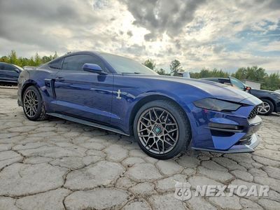 Czwarte zdjęcie samochodu z boku: 2019 FORD MUSTANG VIN:1FA6P8TH0K5195616 - miniatura