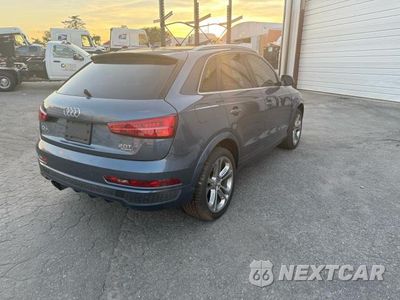 Czwarte zdjęcie samochodu z boku: 2016 AUDI Q3 PRESTIGE VIN:WA1GFCFS5GR022647 - miniatura